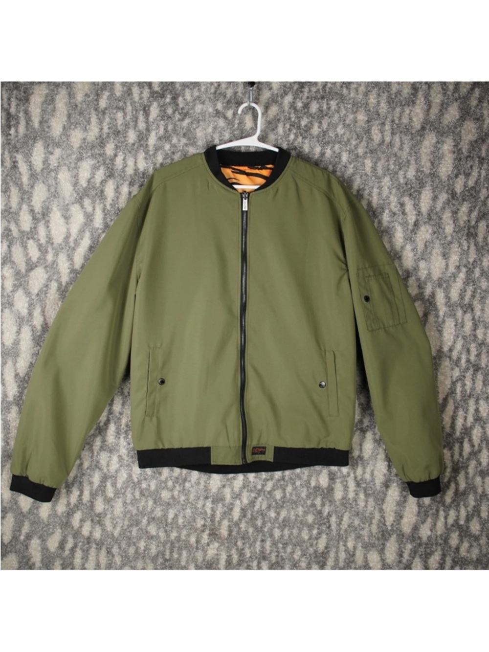 Retro Rifle Reversible Bomber Jacket Mens Size X-Large Green Tiger Print EUC - Picture 3 of 11